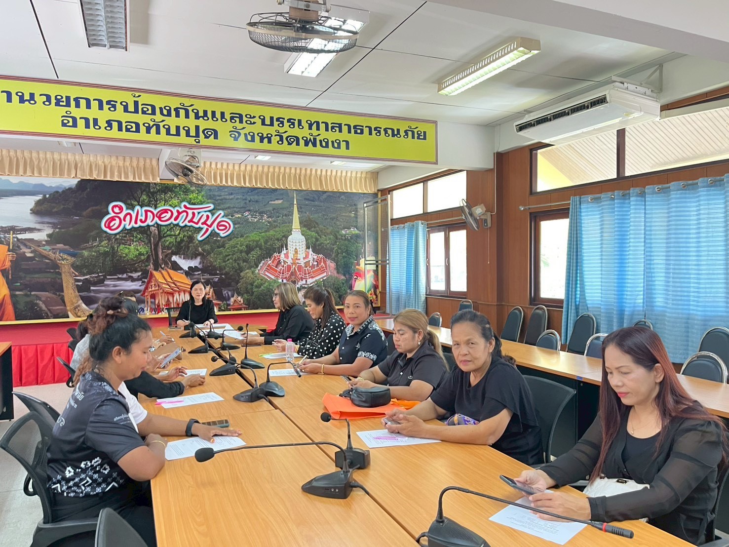  พช.ทับปุด ประชุมคณะกรรมการพัฒนาสตรีอำเภอทับปุด (กพสอ.) ครั้งที่ 1/2569 