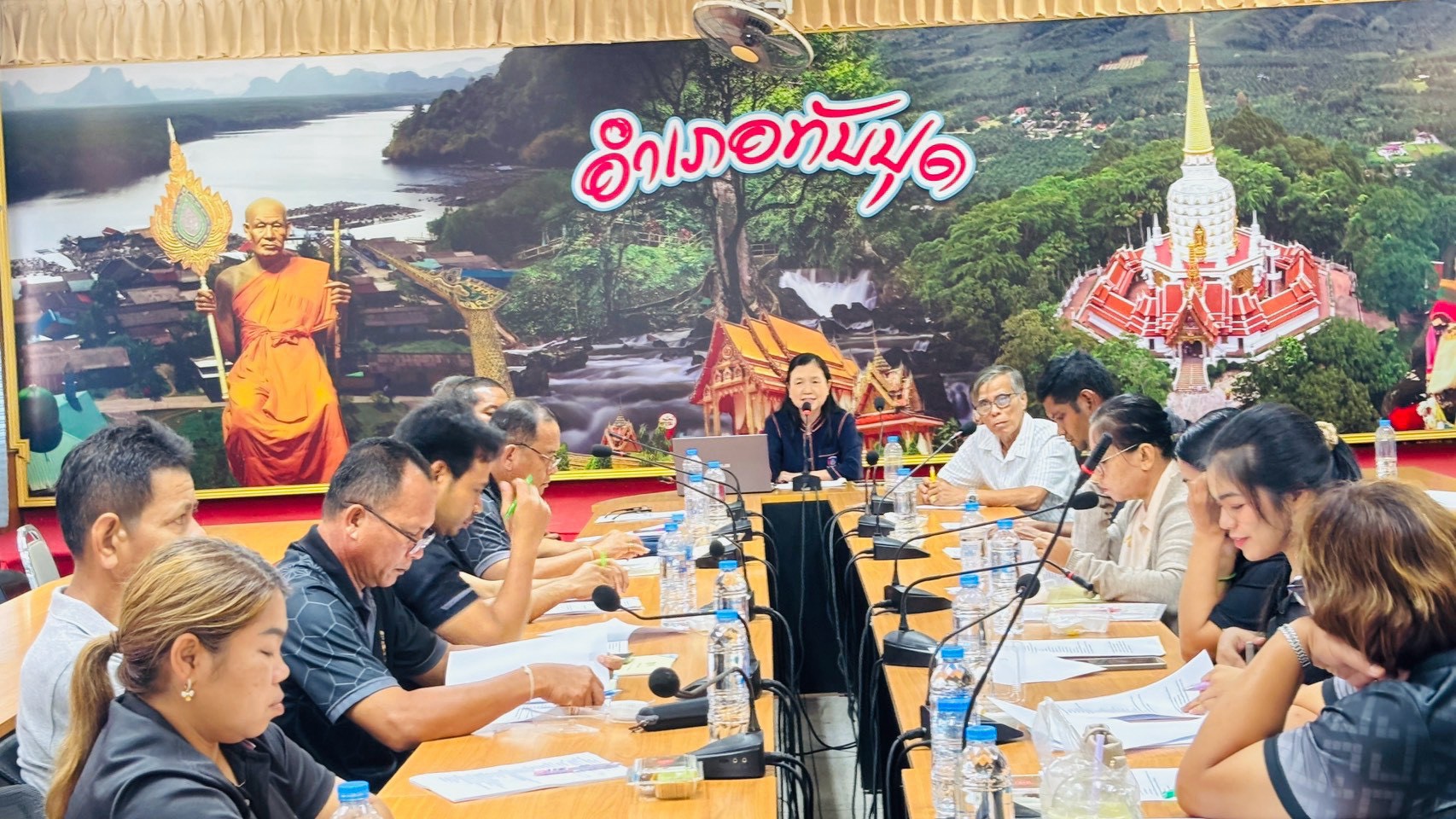 พช.ทับปุด จัดประชุมเชิงปฏิบัติการส่งเสริมทักษะการบริหารจัดการกองทุนชุมชนตามหลักธรรมาภิบาล มุ่งเสริมความรู้และลดความเสี่ยงในการบริหารจัดการกองทุนชุมชน